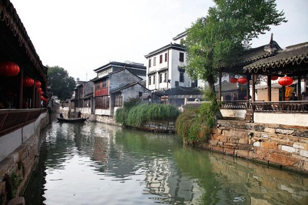 探索无限极去皱洗面奶是哪种,发现无限精彩!